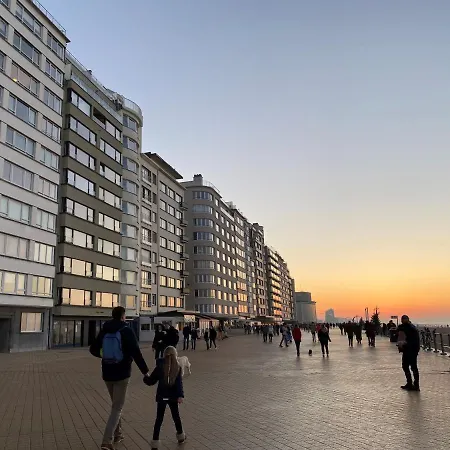Oskar Luxe Op Zeedijk Met Zeezicht * Ostend