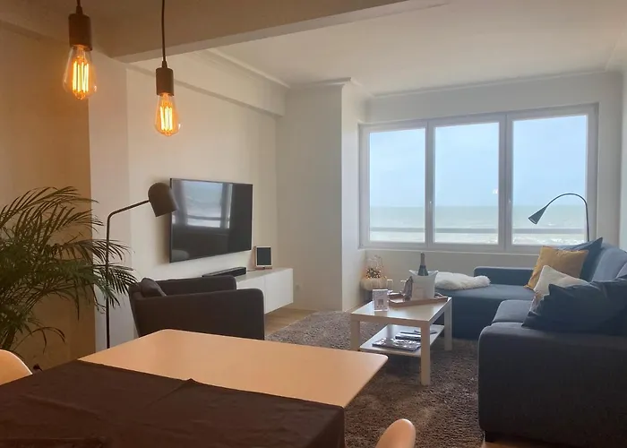 Oskar Luxe Op Zeedijk Met Zeezicht